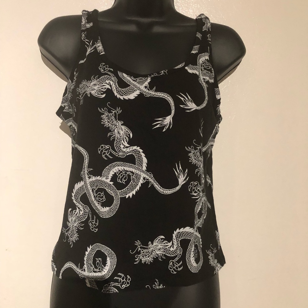3/$20 H&M DRAGON TANK SIZE M